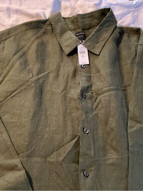 GAP Olive Green Linen Button-Up Shirt
